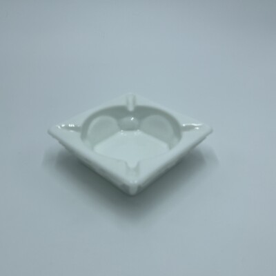 WESTMORELAND Ashtray Milk Glass GRAPE & VINE Vintage-image
