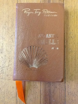 Atlantic Shells, P. Morris 3rd Ed. /Easton Press- R.T.Peterson Field Guide-1986-image