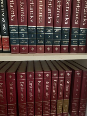 ENCYCLOPEDIA BRITANNICA 1985 COMPLETE SET VOL 1-29 index/guide/annual -LIKE NEW-image