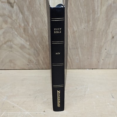 Holy Bible NIV Compact Thinline Red LETTER EDITION GOLD GILDED  PAGES 2002-image