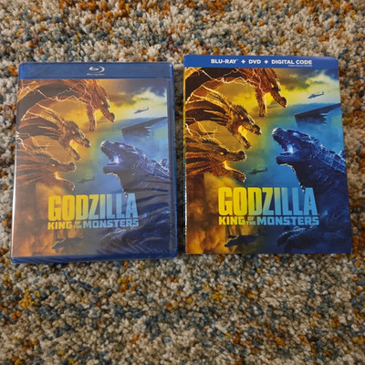 Godzilla: King of the Monsters (BLU-RAY) W/Slipcover -image