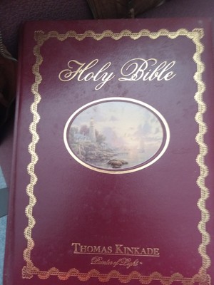 Large Padded Hardcover Thomas Kinkade Painter Of Light Family Holy Bible.-image
