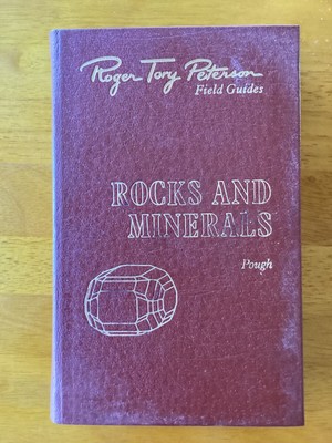 Easton Press - Peterson Field Guide - Rocks and Minerals - 1985-image