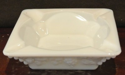 Square Westmoreland Glass Paneled Grape Milk Glass Opaque Ashtray -image