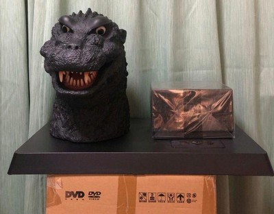 Godzilla Final Box 30 Disc Dvd Head-image