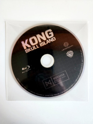 Kong Skull Island: Blu Ray *Disc Only* Plays Perfectly Ships w/ Care-image
