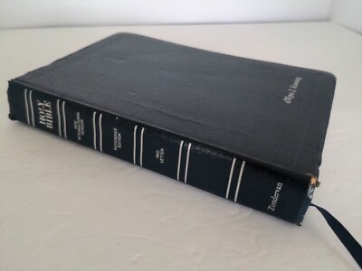 NIV  1988 classic Reference Bible - 1984 text - Navy Blue Bonded Leather -image