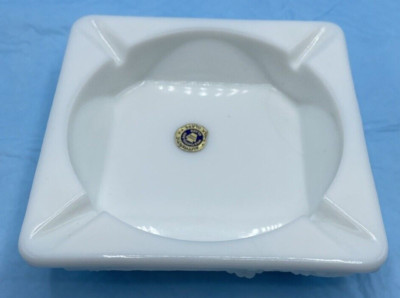 Westmoreland Glass Ashtray Grapes Leaves Detail Never Used 5