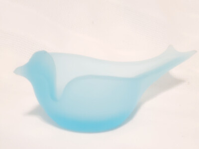 Westmoreland Trinket Ashtray Light Blue Bird Satin Glass MCM-image