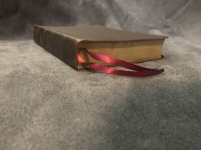 New American Standard wide margin Bible NASB 1995 (text) Brown Leather Stamping-image