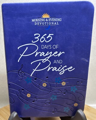 365 Days of Prayer and Praise Morning & Evening Devotional Leather Bible Study-image
