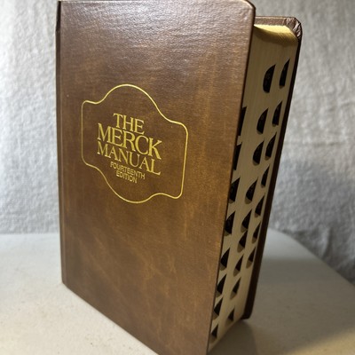 THE MERCK MANUAL FOURTEENTH EDITION 1982 Third PRINTING HARDCOVER Vintage-image