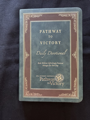 Pathway To Victory Daily Devotional Book By Dr. Robert Jeffress-image