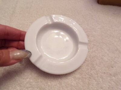 VTG Ashtray Westmoreland Glass Hobnob Milkglass-image