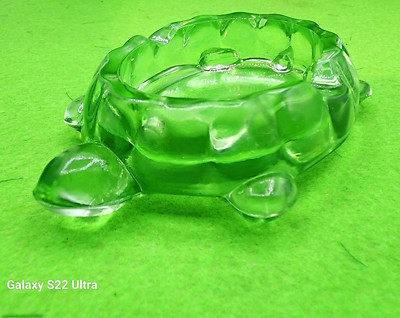 Turtle Ashtray Key Lime Glass Glows Westmoreland Moulds By Wilkerson For Rosso-image