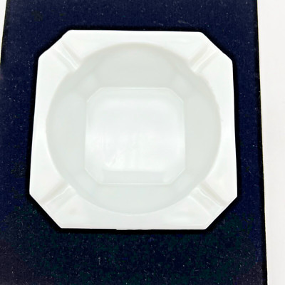 Vintage Westmoreland White Milk Glass Cigarette Cigar Ash Tray Old Quilt Design-image