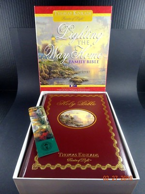 Lighting the Way Home Family Bible by Thomas Kinkade Burgandy Leather Bound 1985-image