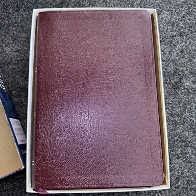 Boxed NIV Study Bible Black Leather Zondervan Standard Size Edition-image