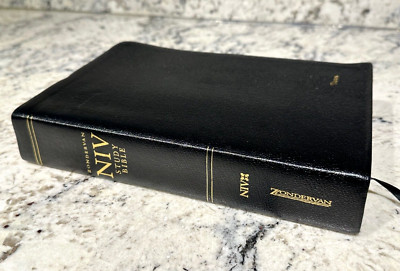 ZONDERVAN NIV Study Bible Leather Cover 2002 Fully Revised RL w/Thumb Index GUC-image
