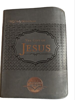 The Gift of Jesus My Daily Devotional Book Grey Leather-image