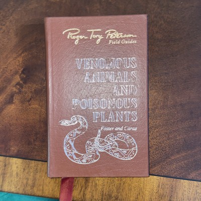 VENOMOUS ANIMALS & POISONOUS PLANTS Easton Press Roger Peterson Field Guides-image