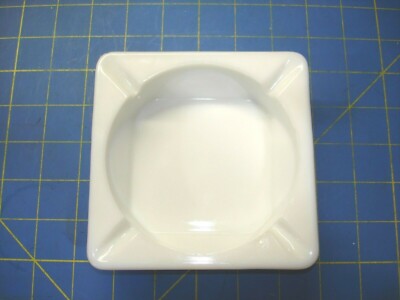 WESTMORELAND MILK GLASS ASHTRAY 5 '' SQUARE GRAPE LEAF DESIGN-image