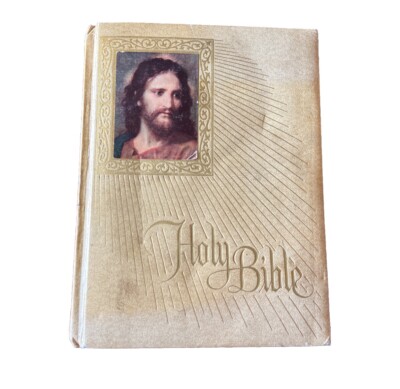 1970 Fireside Family Edition  New American Holy Bible Catholic Presentation-image