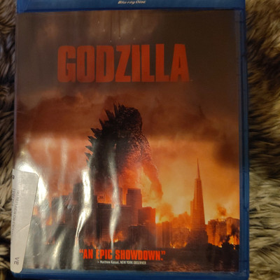 Godzilla (Blu-Ray, 2014) Aaron Taylor-Johnson Bryan Cranston Elizabeth Olson NEW-image