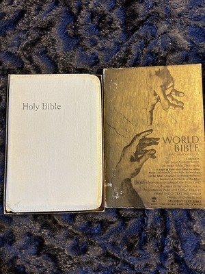 World Student Text Bible KJV Concordance White Genuine Leather Red Letter USA-image