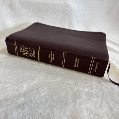 ✝️ 1995 NIV Study Bible 10th Anniversary Edition Burgundy Leather RED LETTER-image