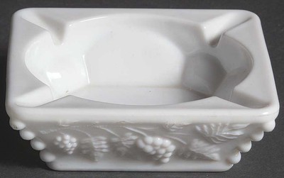 Westmoreland Paneled Grape Milk Glass Square Ashtray 769681-image