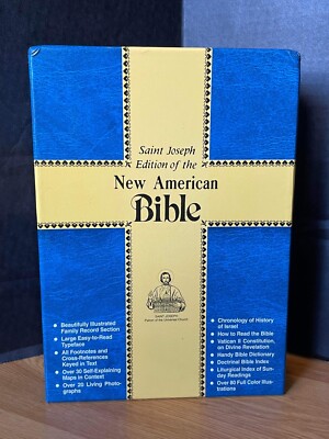St. Joseph Edition New American Catholic Bible Medium Size White New With Box-image