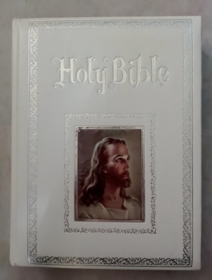 1978 Holy Bible White King James Version Red Letter Edition Regency Genealogy-image