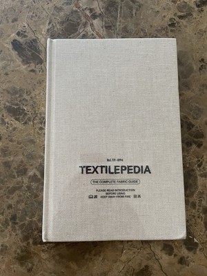 Textilepedia: The Complete Fabric Guide by Fashionary (English) Hardcover Book-image
