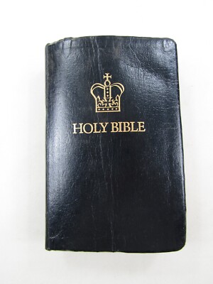 VTG 1988 Holy Bible King James Version Red Letter Concordance Tyndale-image
