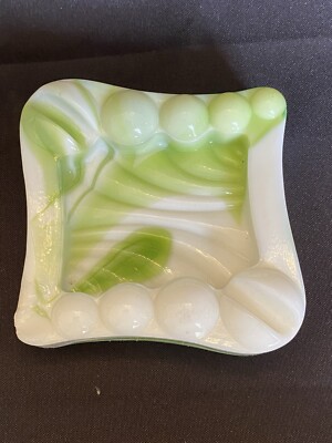 Vintage Westmoreland Avacado Green Slag Glass Swirl Ashtray-image