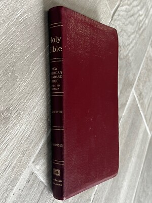 HOLY BIBLE 1998 NASB Updated Edition Genuine Leather Burgundy Lockman Ultrathin-image