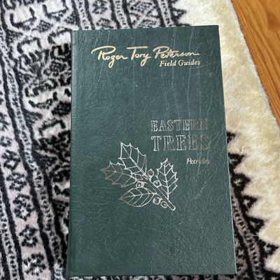 Easton Press - Peterson Field Guide - Trees & Shrubs - 1986-image