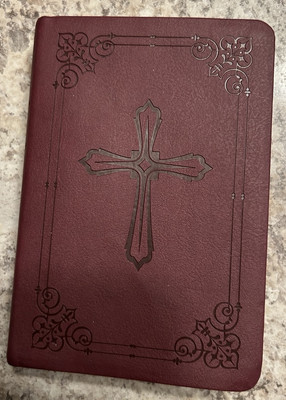 NIV Compact BIBLE 2014 Burgundy Leather-Soft-image
