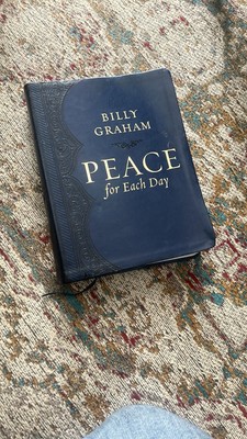 Peace for Each Day, Large Text Leathersoft Leather Bound Large Print, 10/27/2020-image