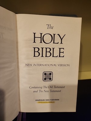1978 NIV Holy Bible Zondervan Bible Publishers Unique Personalized Covered-image