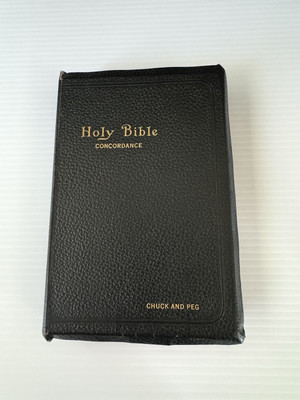 Holy Bible Concordance Red Letter Ed. KJV Black Leather 1945 World Publishing-image