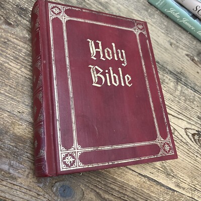 HOLY BIBLE Guiding Light Edition 1965 Publishing Leather-Bound Ferguson-image