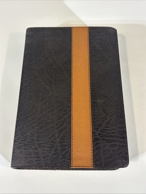 NKJV Holy Bible Giant Print W/Read Along References & Indexed: Leather 2006-image