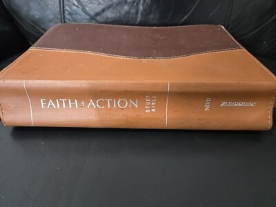 Faith in Action Study Bible World Vision by Zondervan Staff (2005, Euro Leather)-image