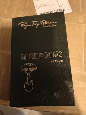 EASTON PRESS ROGER TORY PETERSON FIELD GUIDES - MUSHROOMS -image