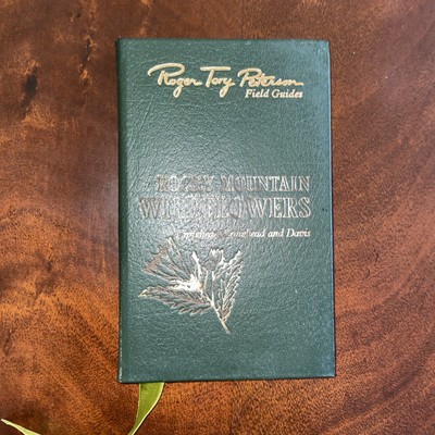 Roger Tory Peterson Field Guide Wildflowers -Rocky Mountain Collector's Edition-image