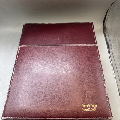 Zondervan NIV Large Family Bible Leather Bound Burgundy  1984-image