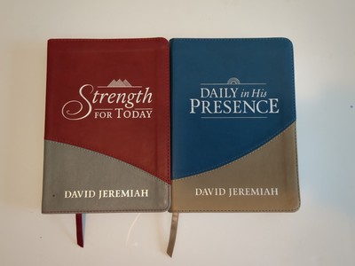 David Jeremiah Book Lot  2 Devotionals Strength For Today Daily In His Presence-image
