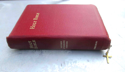 Vintage RSV Holy Bible - 1611 text - Zippered Red Leather-image